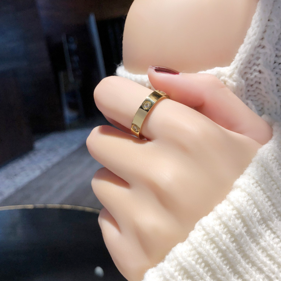 ETERNITY DIAMOND RING | GOLD