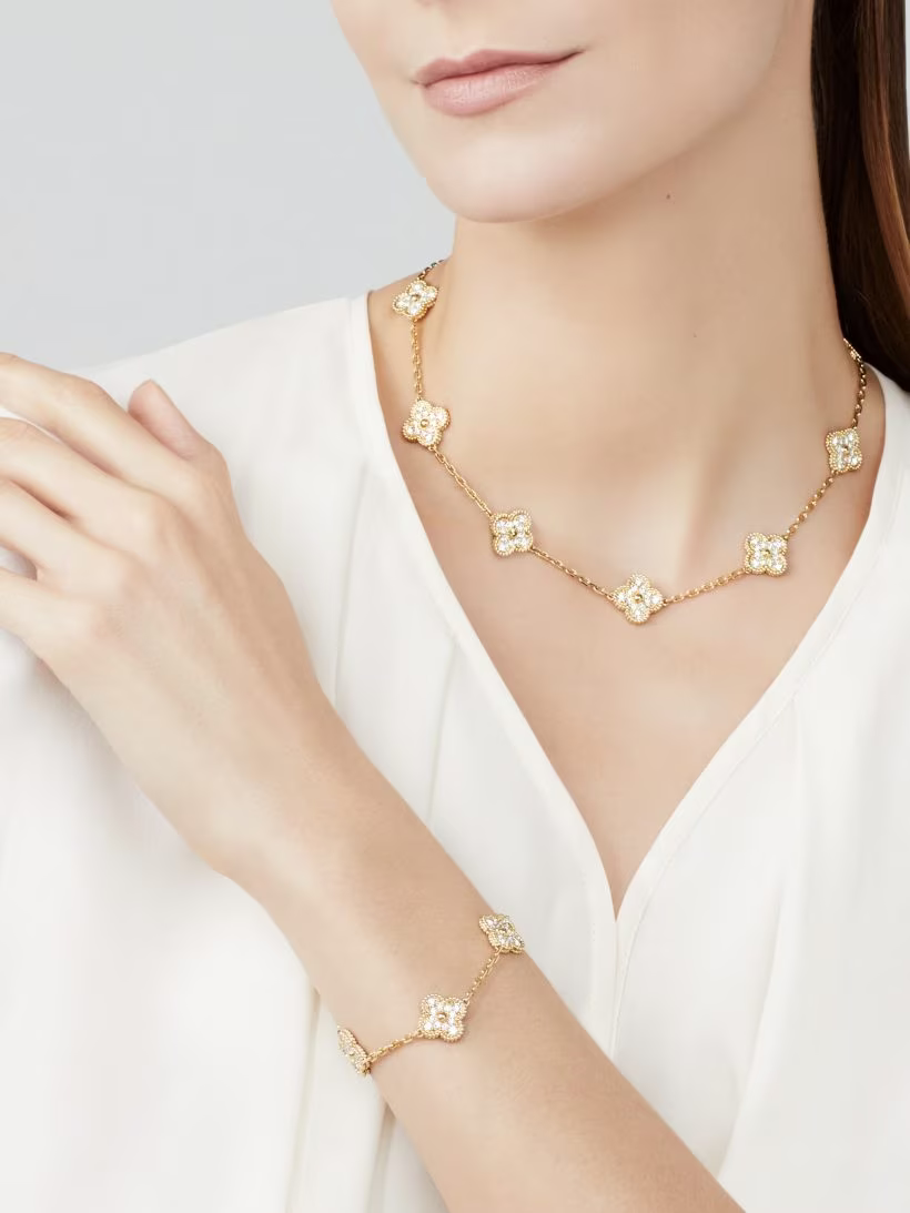 CLOVER NECKLACE 10 DESIGNS | GOUD